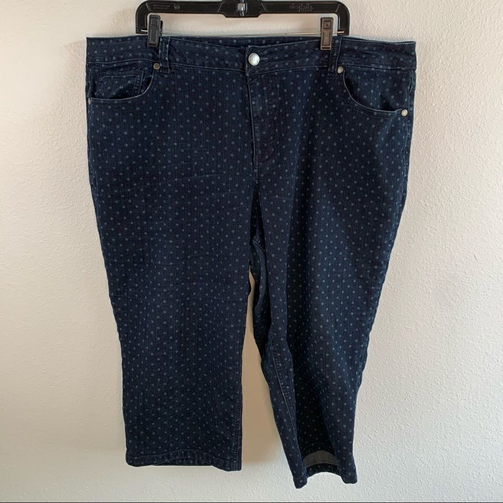 Avenue Polka Dot Denim Capris‎